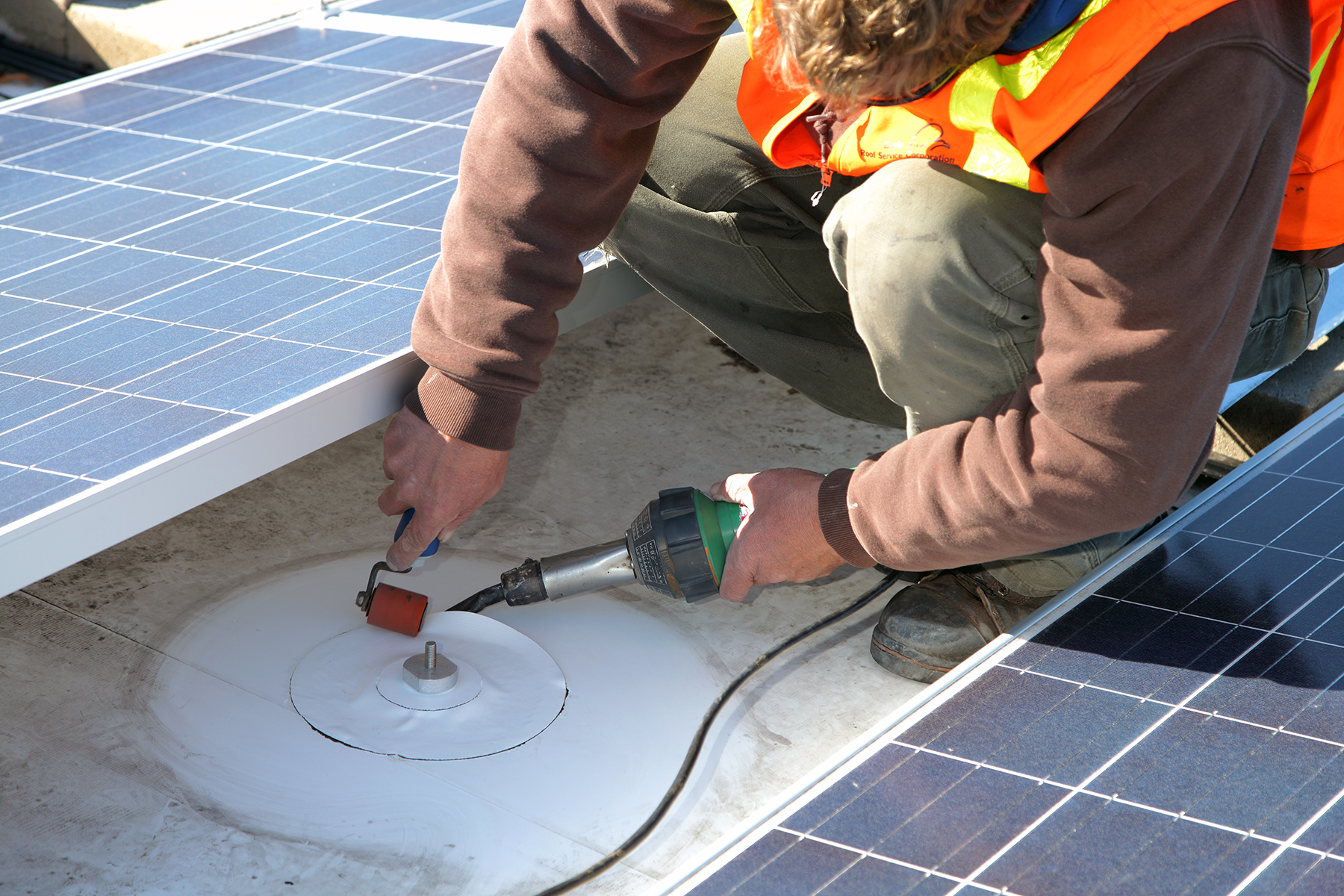 Solar Roof Integration for Commercial Buildings